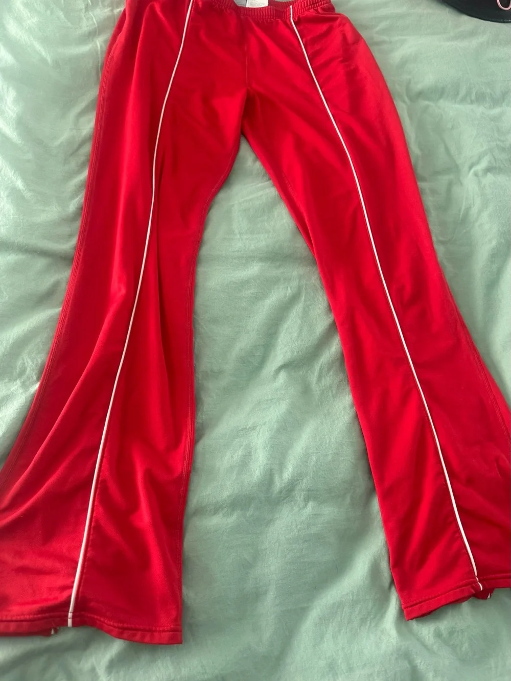 Nike Red Dri-FIT Athletic Pants – Men’s/Women’s M– Running/Yoga Track Pants